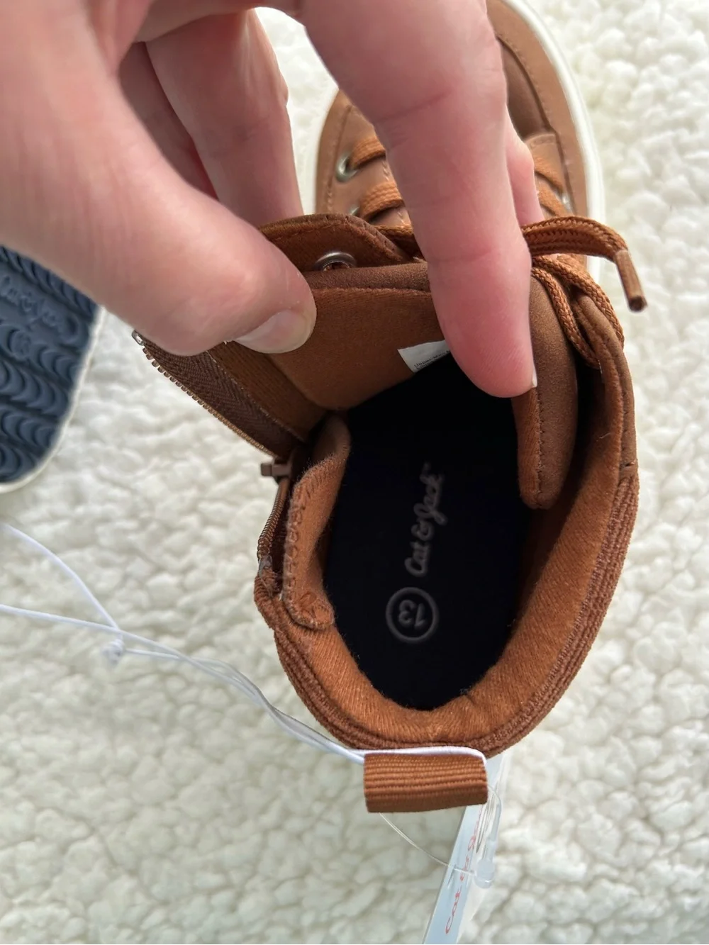 NWT Cat & Jack Cooper Mid Top Sneakers Cognac Color Inner Zipper Sz 13 - Picture 4 of 7